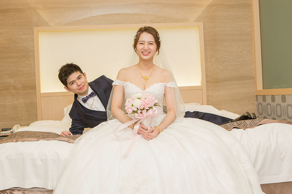 和父母的難捨難分，您們要保重，我會過的好好的-台北婚禮攝影師,婚禮攝影師阿崑,婚禮攝影作品,台北婚紗攝影師