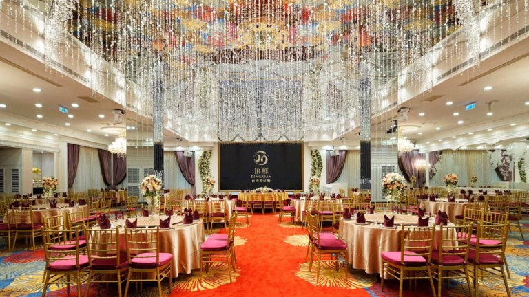 南部福音來囉! 這次OKOH輕時尚婚紗攝影從婚禮紀錄、婚禮紀錄作品及婚攝要推薦的是高雄婚宴會館情報乎你知!婚禮紀錄，婚禮紀錄作品，婚攝