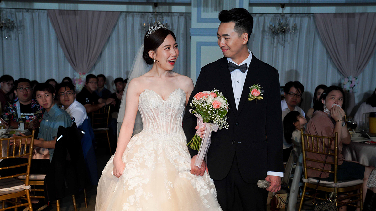 相信每對要結婚的新人，對結婚的意義和想法都不相同，因為這個答案因人而異。不論答案是什麼，能夠與相愛的人步入禮堂，共享彼此的人生都是一份難能可貴的幸福。今天新北婚紗OKOH好朋友就來分享五種結婚方式，大家可以依照其優缺點，選出最適合自己的結婚方式喔！