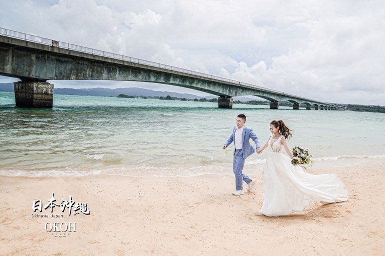 海外婚紗之日本沖繩海邊婚紗為何最熱門?新人都愛去沖繩拍起的迷人理由!OKOH阿崑師告訴你